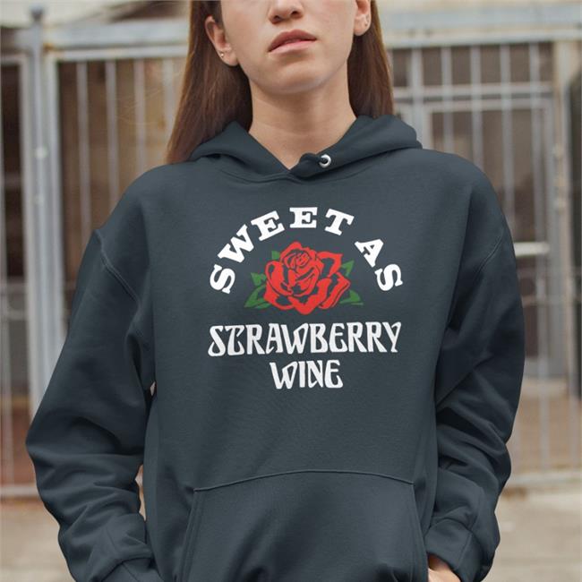 Chris Stapleton Merch Sweet As Strawberry Wine Tee Shirt Black