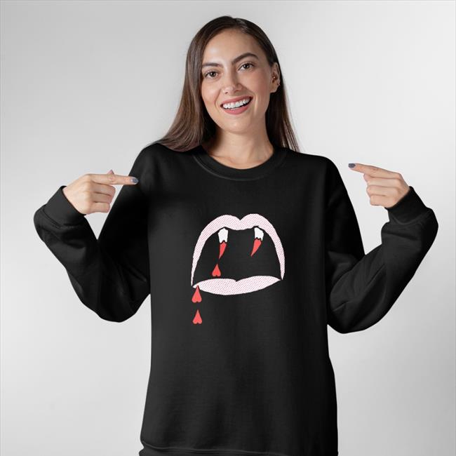 Vampire Iconic Tee