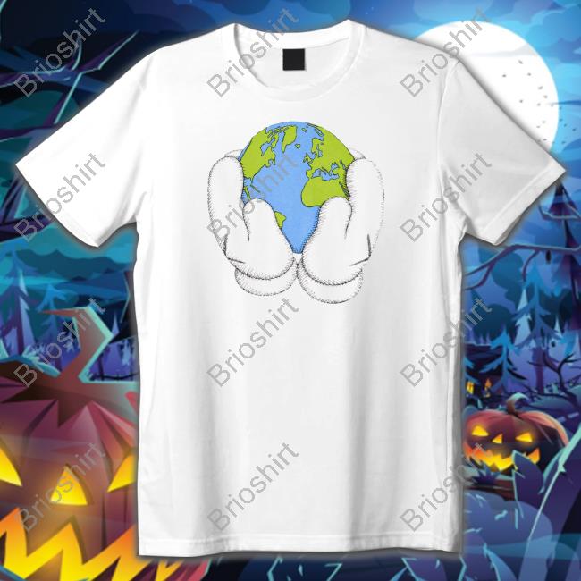 Kaws X Uniqlo Peace For All Crewneck Sweatshirt Solelinks